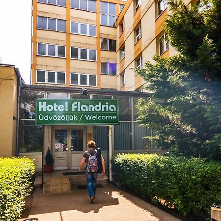 Hostel Flandria Budapeste Exterior foto